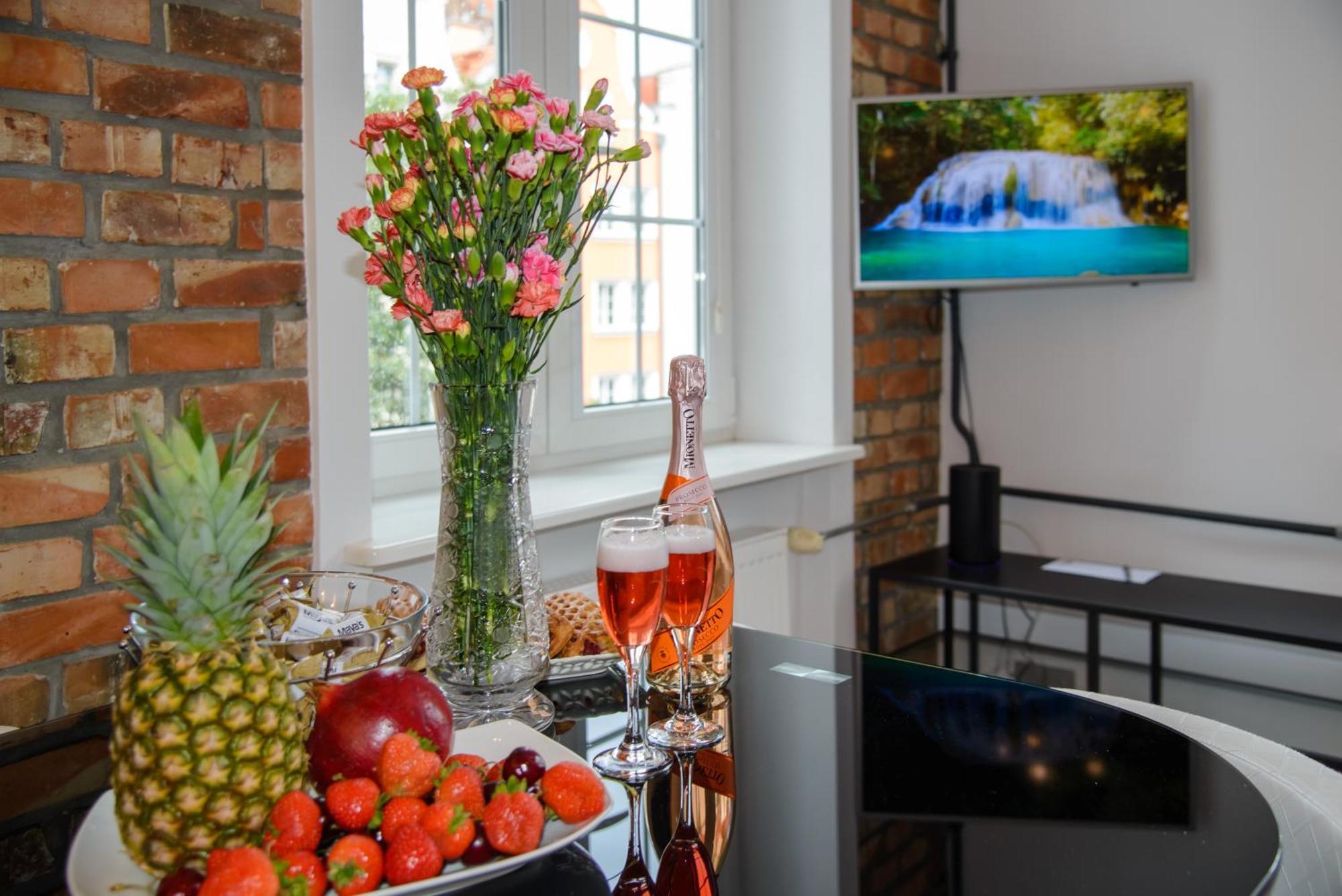 Maya'S Flats & Resorts 63 - 3 Rooms Apartment On Chlebnicka Street Old Town Gdansk Exterior foto